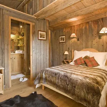 Holiday home Sleeps 12 Pool Chamonix